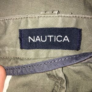GREEN NAUTICA KHAKI SHORTS 32